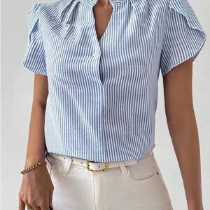 EMERY ROSE Blue & White Striped V-Neck Ruffle Sleeve Women's Blouse